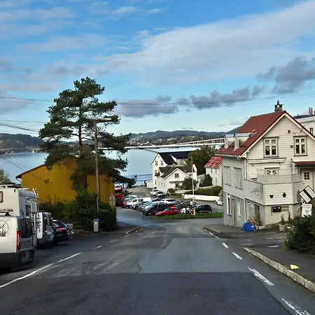 Salhusvegen Lejlighed *